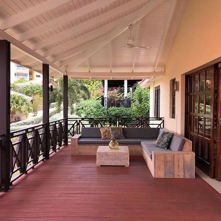 Villa At The Beach, Blue Bay Golf & Beach Resort מראה חיצוני תמונה
